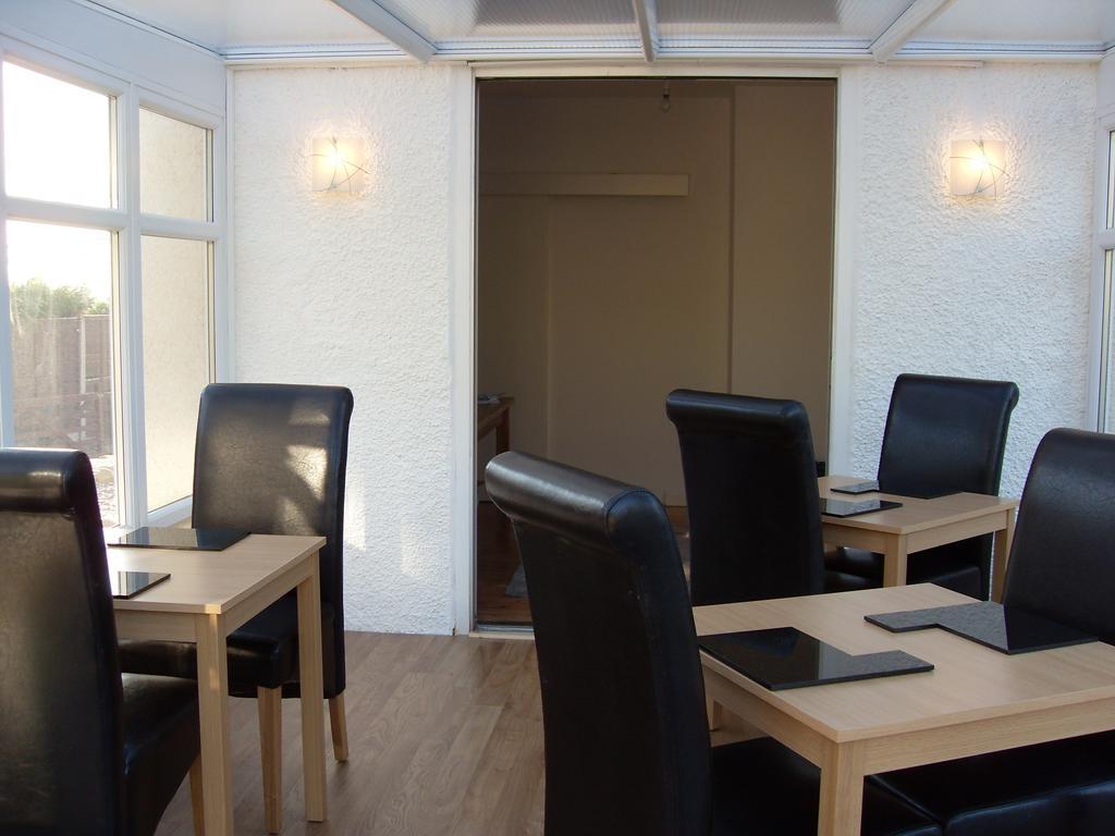 Dol Aur (Adults Only) Hotel Harlech Buitenkant foto